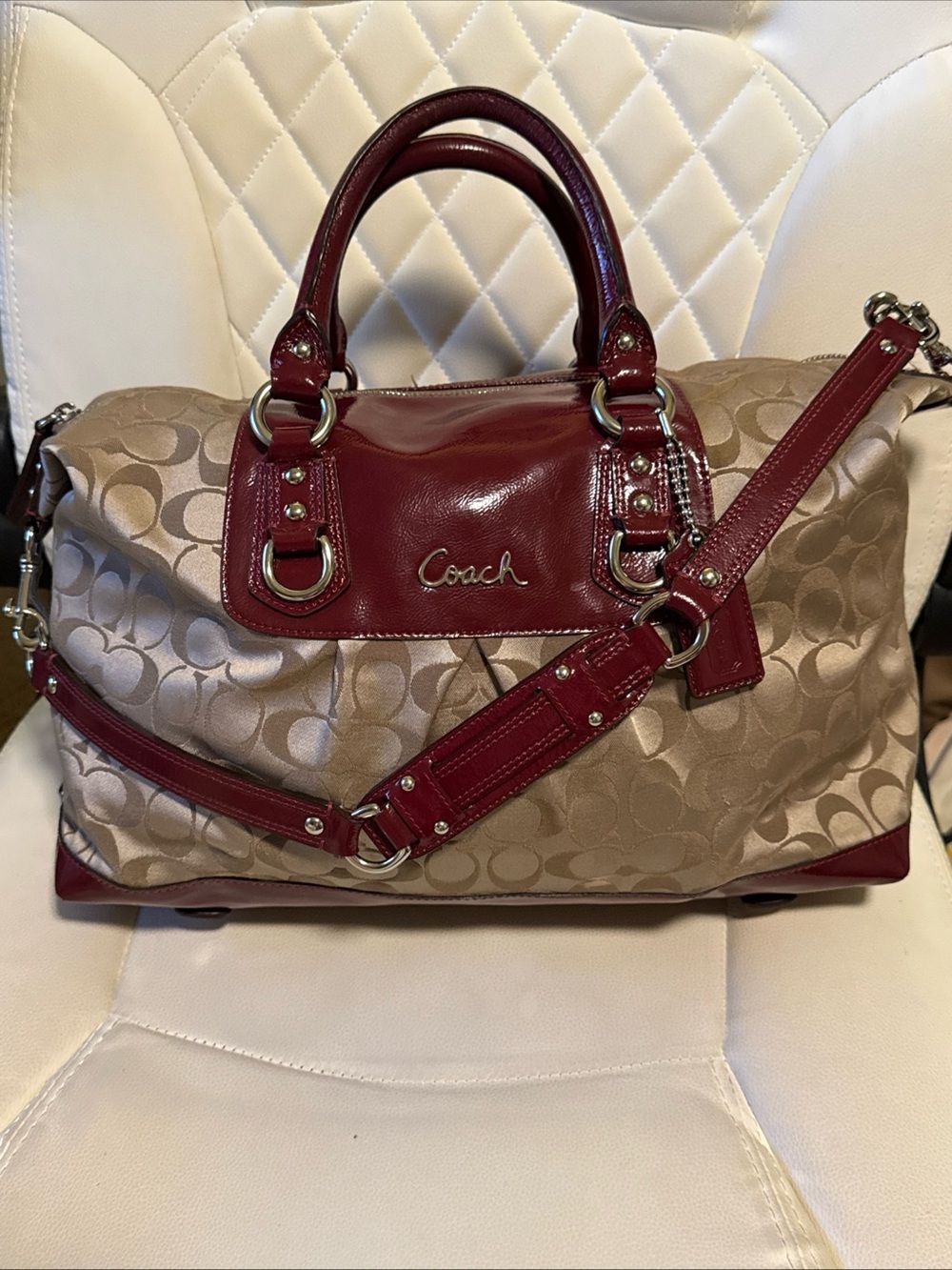 Authentic Coach Ashley Signature Carryall Satchel Style Number: F15410